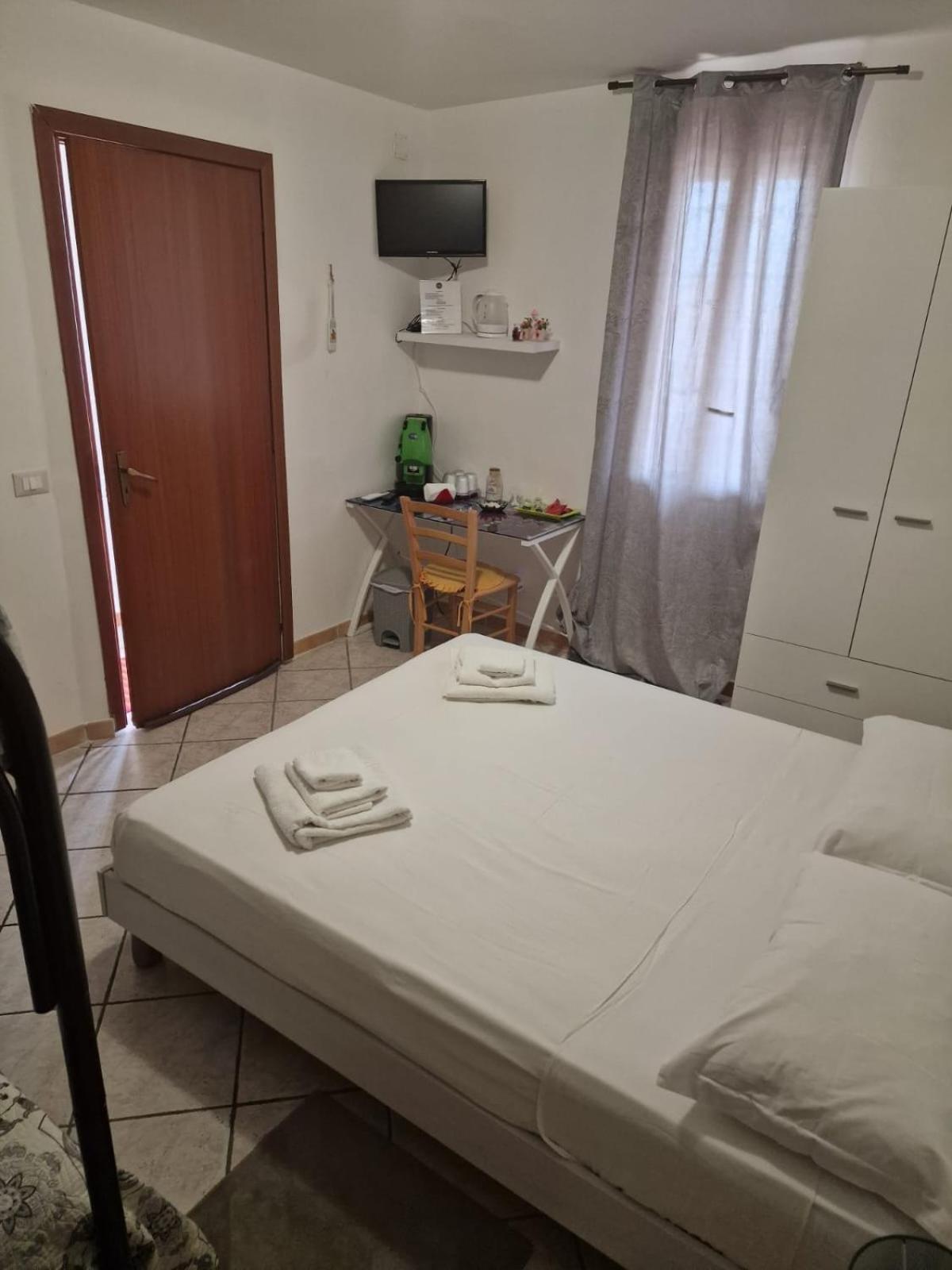 B&B Le Stanze Di Aurora Палермо Екстериор снимка