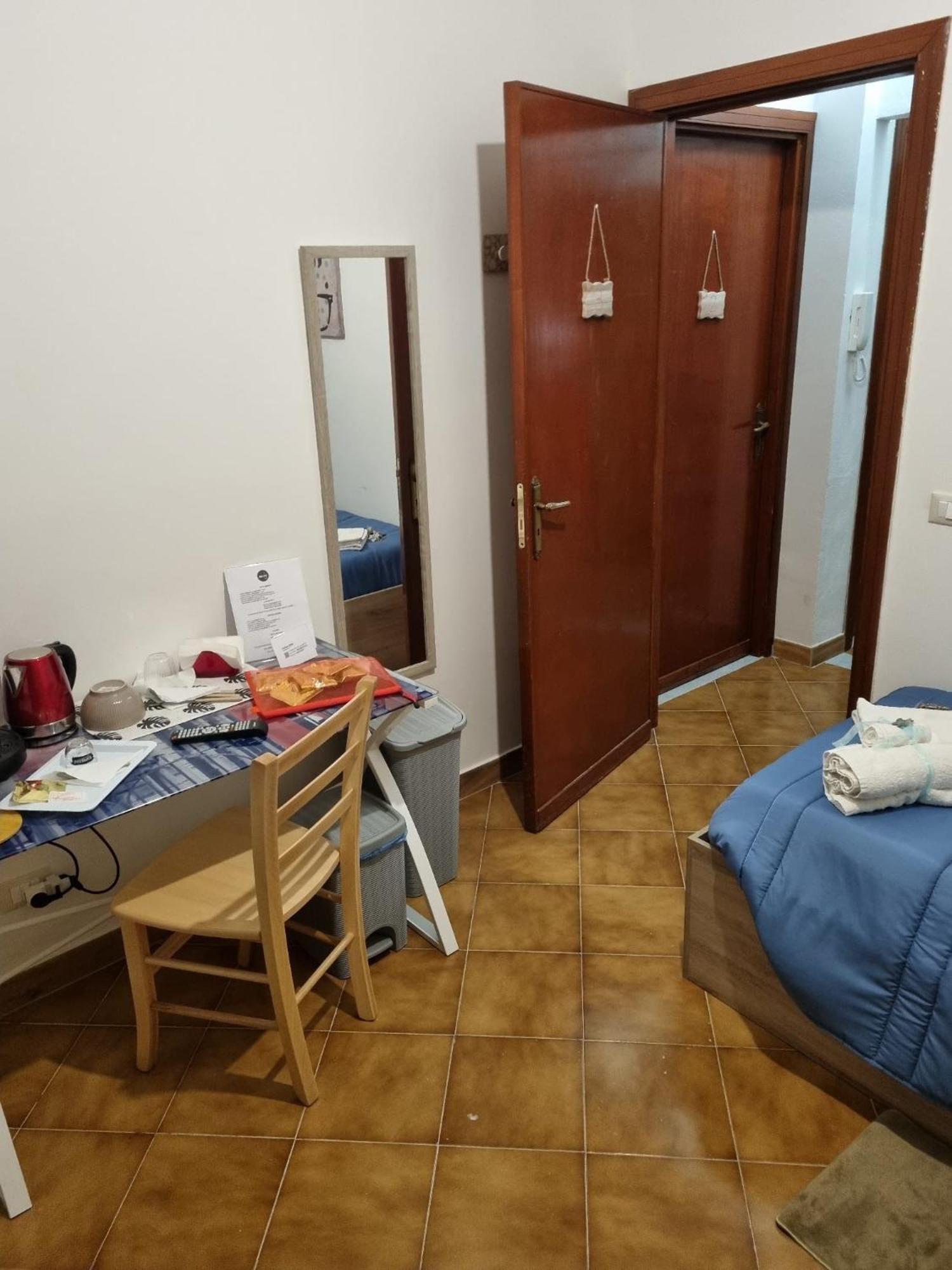 B&B Le Stanze Di Aurora Палермо Екстериор снимка